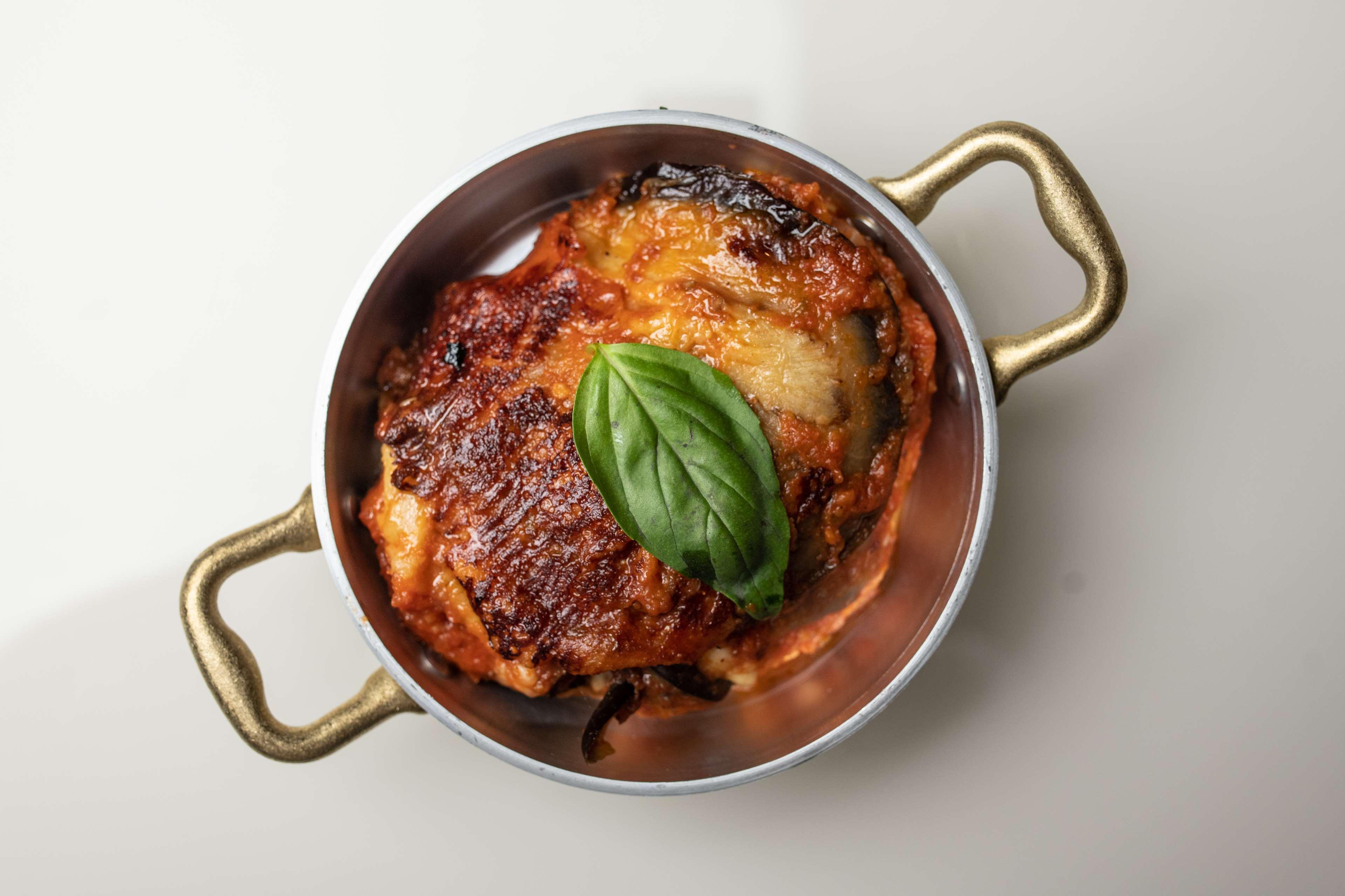 Radisson Collection Hotel, Palazzo Nani Венеция Экстерьер фото Aubergine parmigiana