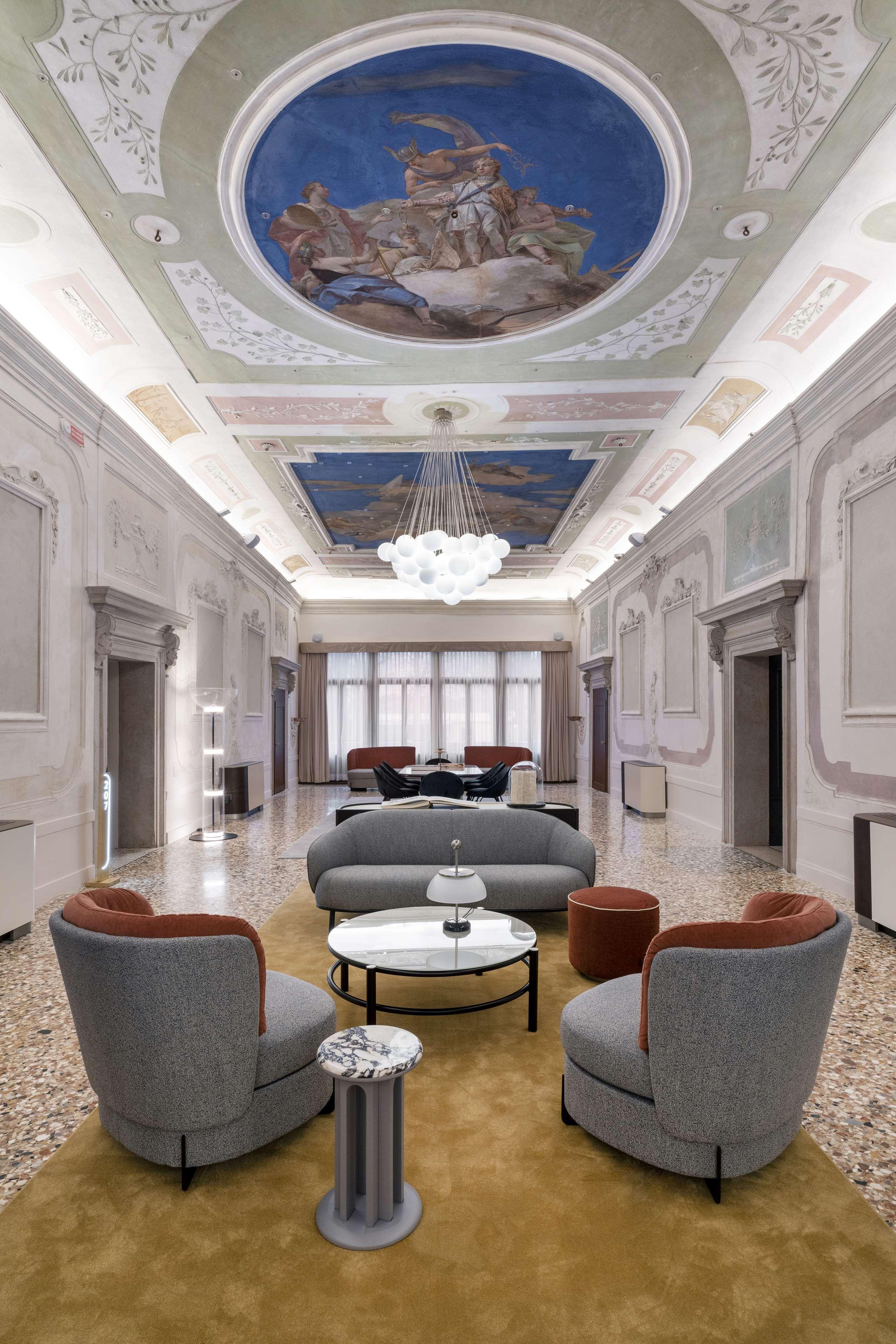 Radisson Collection Hotel, Palazzo Nani Венеция Экстерьер фото The lobby of the hotel